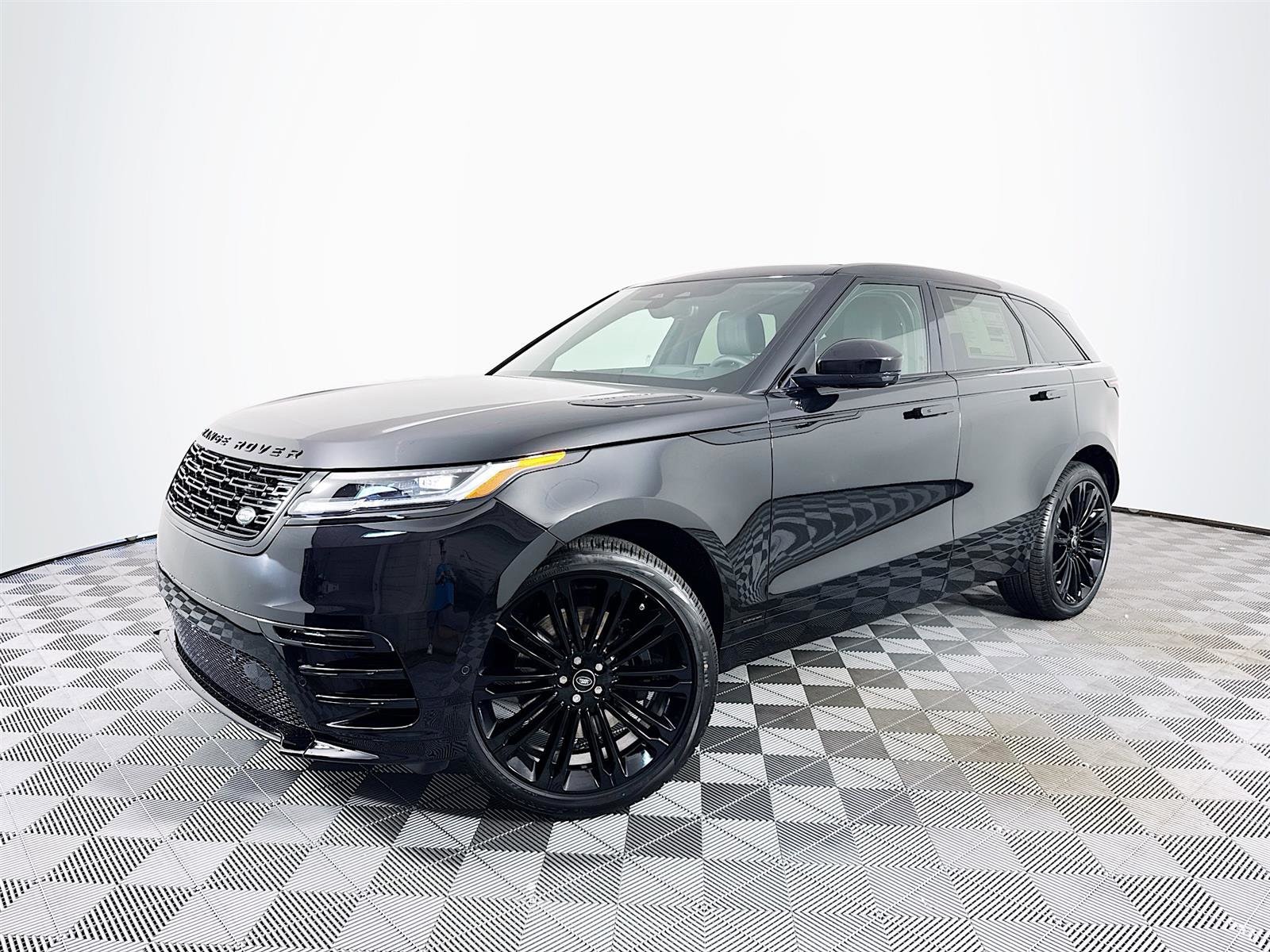2026 Land Rover Range Rover Velar SUV  2026 Land Rover Range Rover Velar SUV