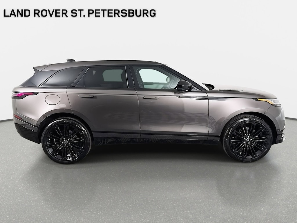 New 2026 Land Rover Range Rover Velar Dynamic SE SUV