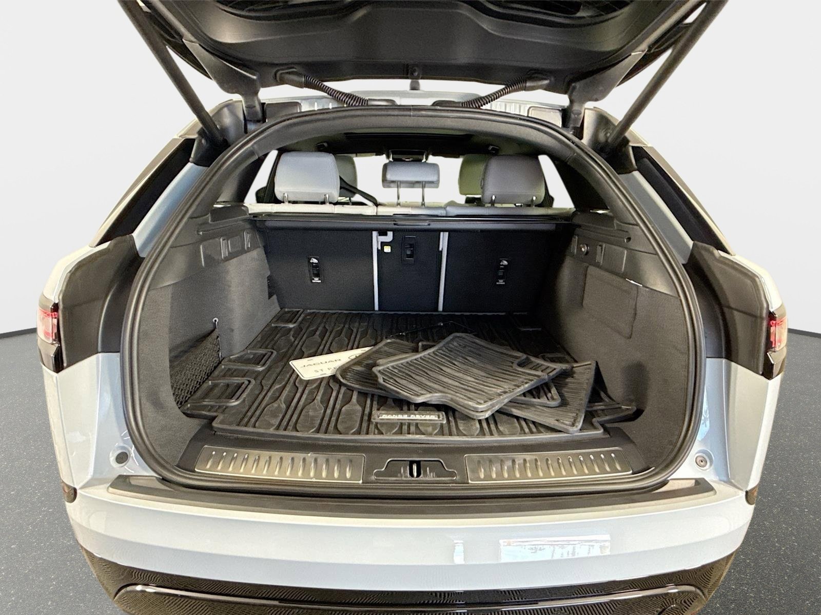 2026 Land Rover Range Rover Velar Dynamic SE - Photo 28