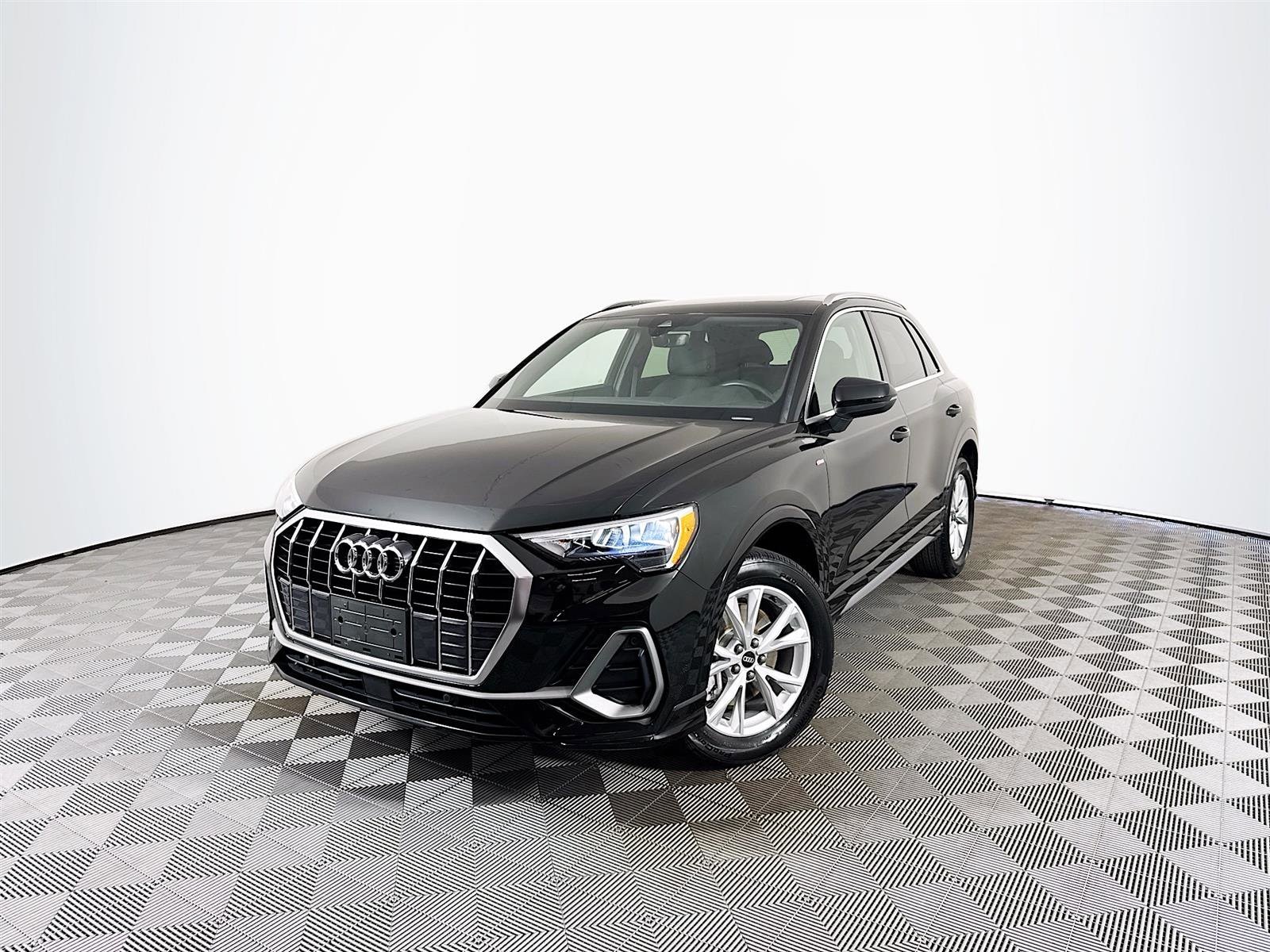 2021 Audi Q3