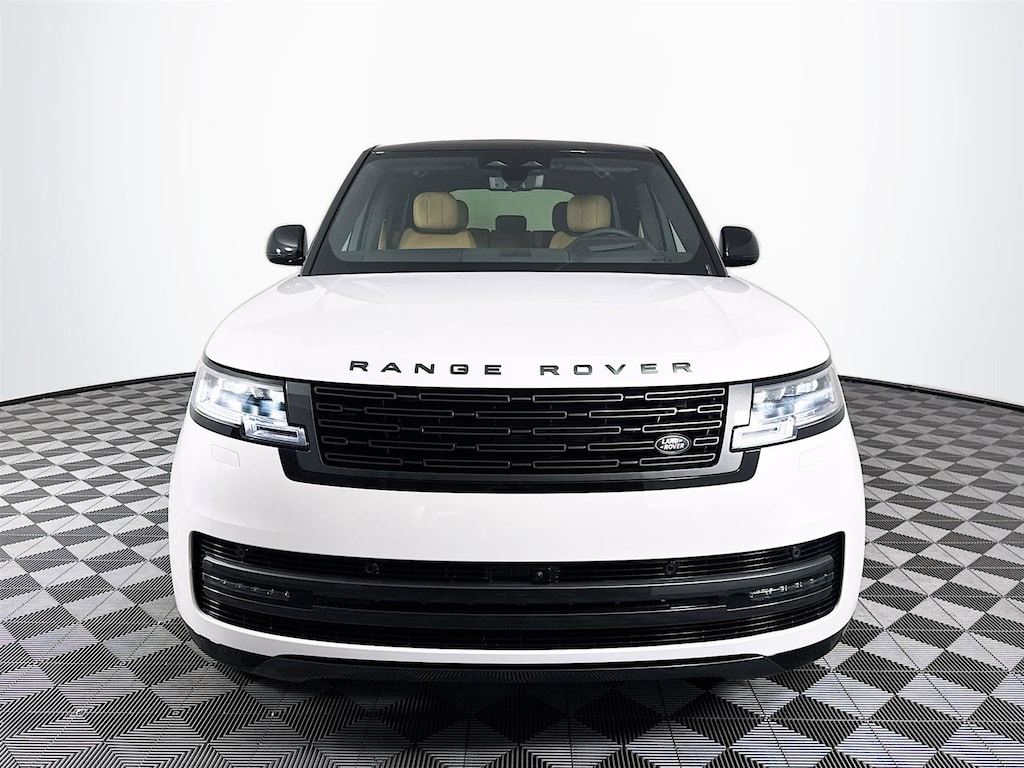 New 2025 Land Rover Range Rover SE SUV