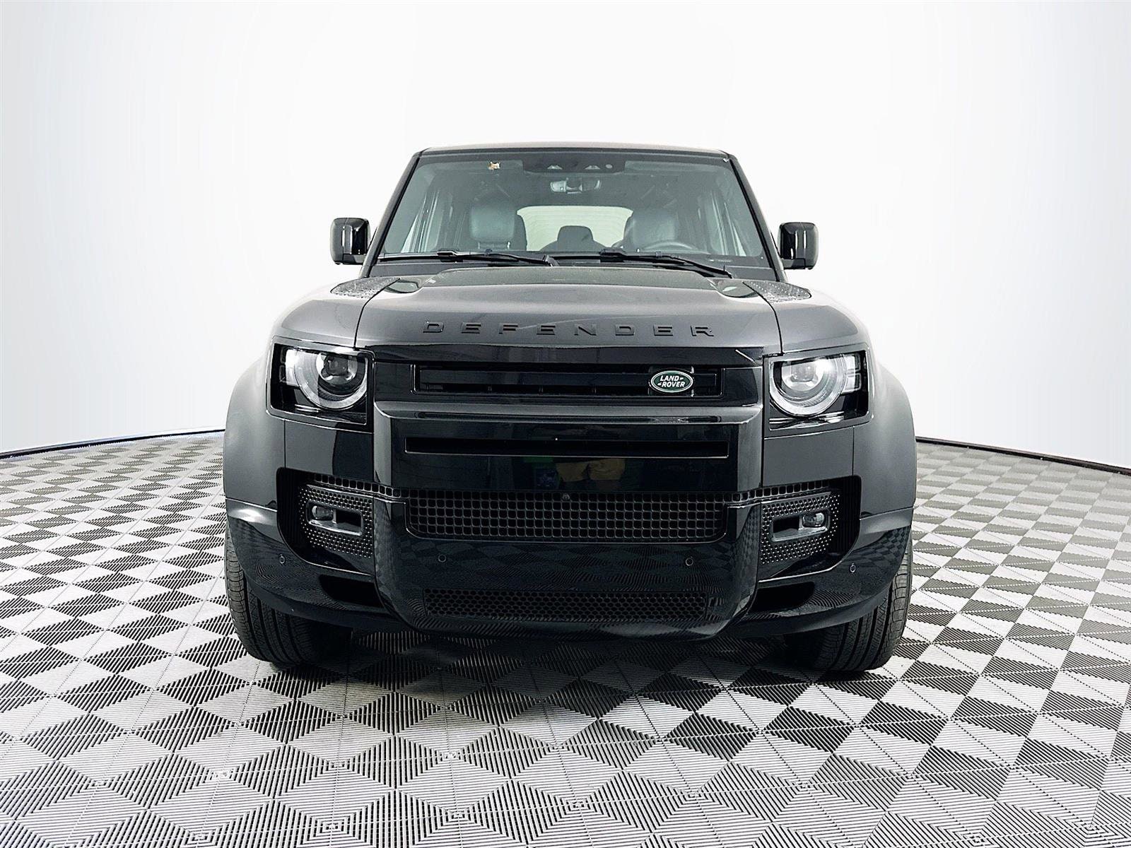 Used 2025 Land Rover Defender X-Dynamic SE with VIN SALE27EU0S2382521 for sale in Saint Petersburg, FL