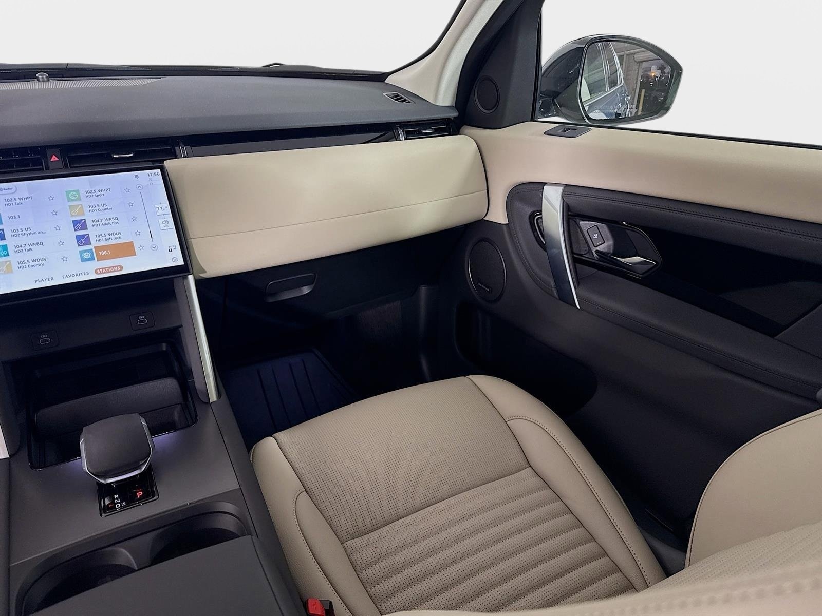 2025 Land Rover Discovery Sport S - Photo 26