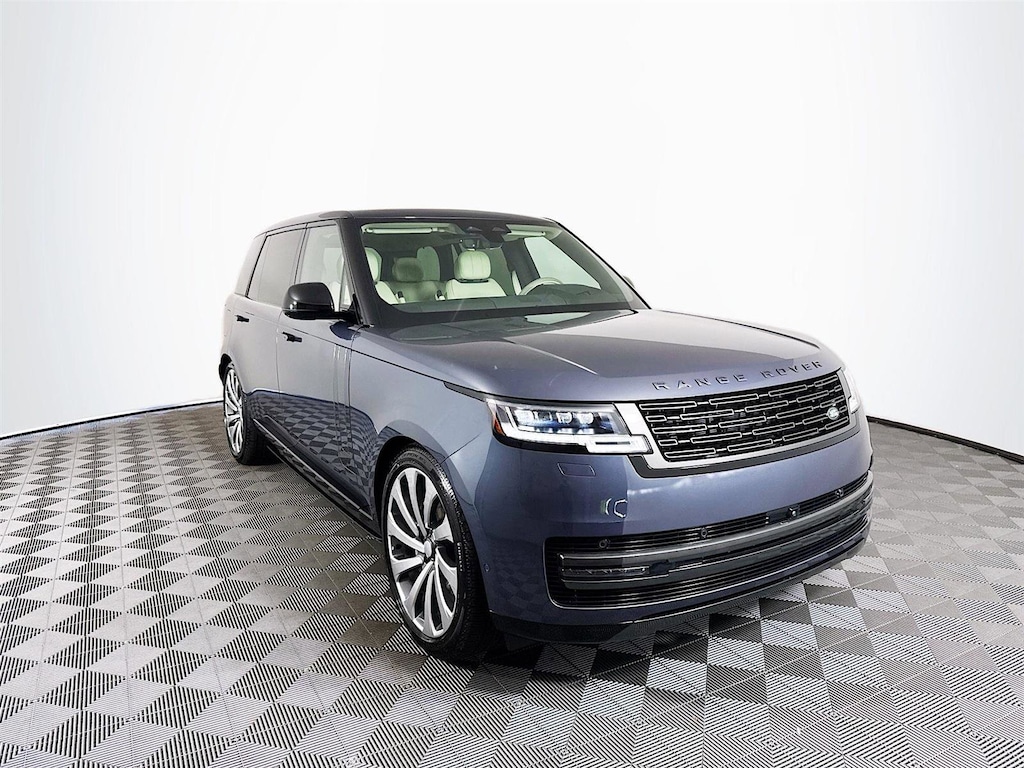 New 2025 Land Rover Range Rover SE P400 SE LWB 7 Seat