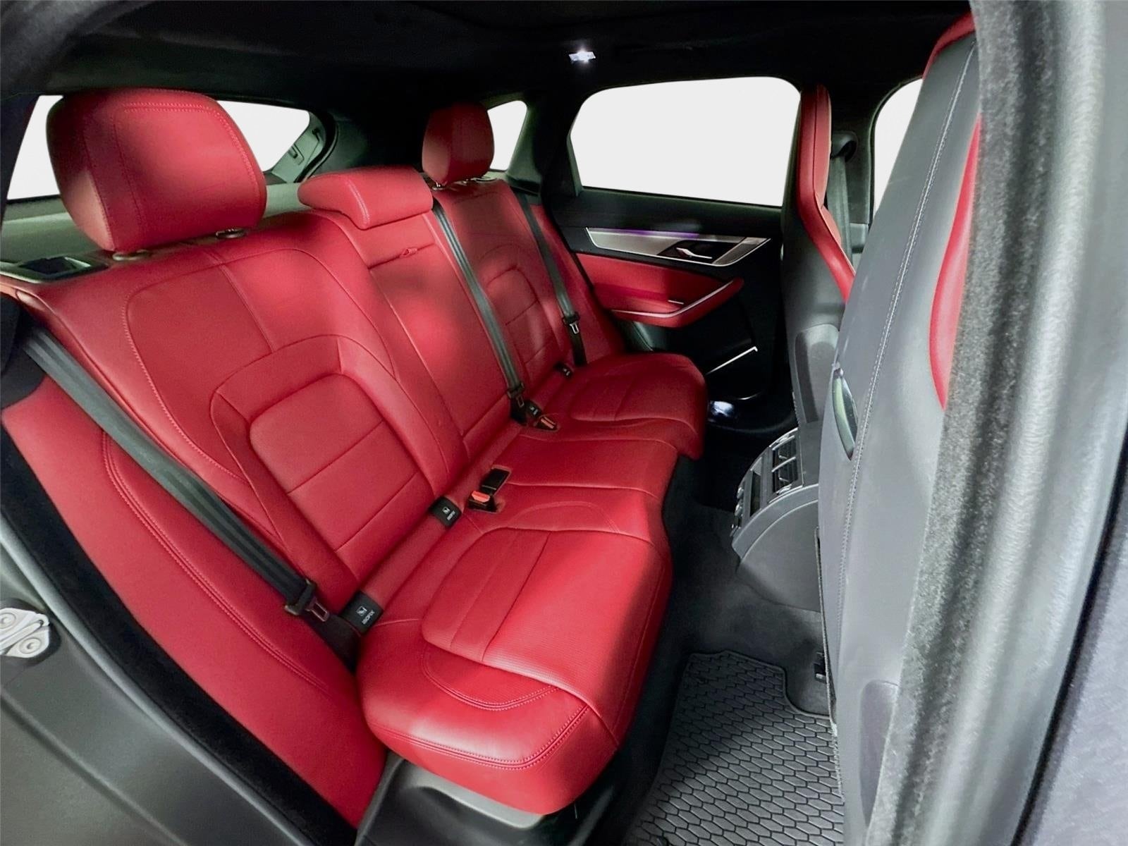 2026 Jaguar F-Pace R-Dynamic S - Photo 29