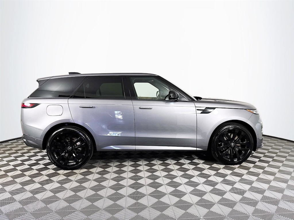 New 2025 Land Rover Range Rover Sport Dynamic SE SUV