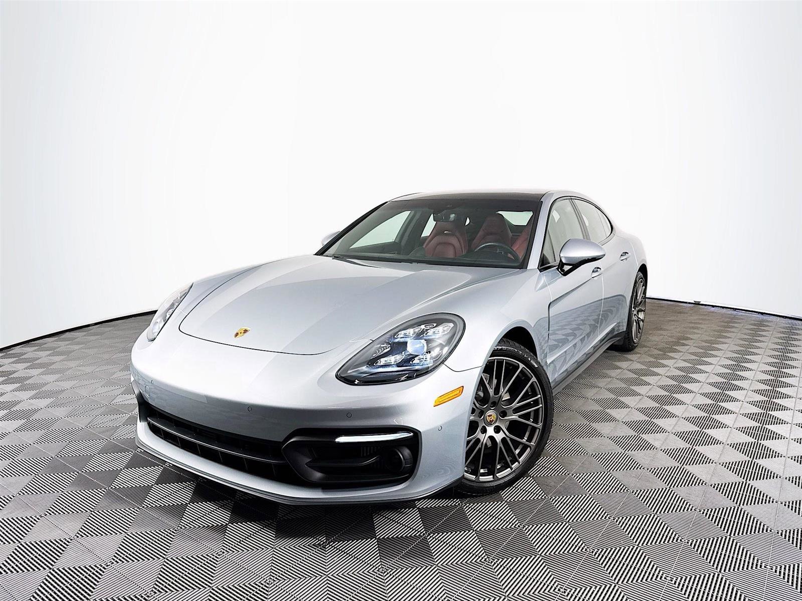 2022 Porsche Panamera