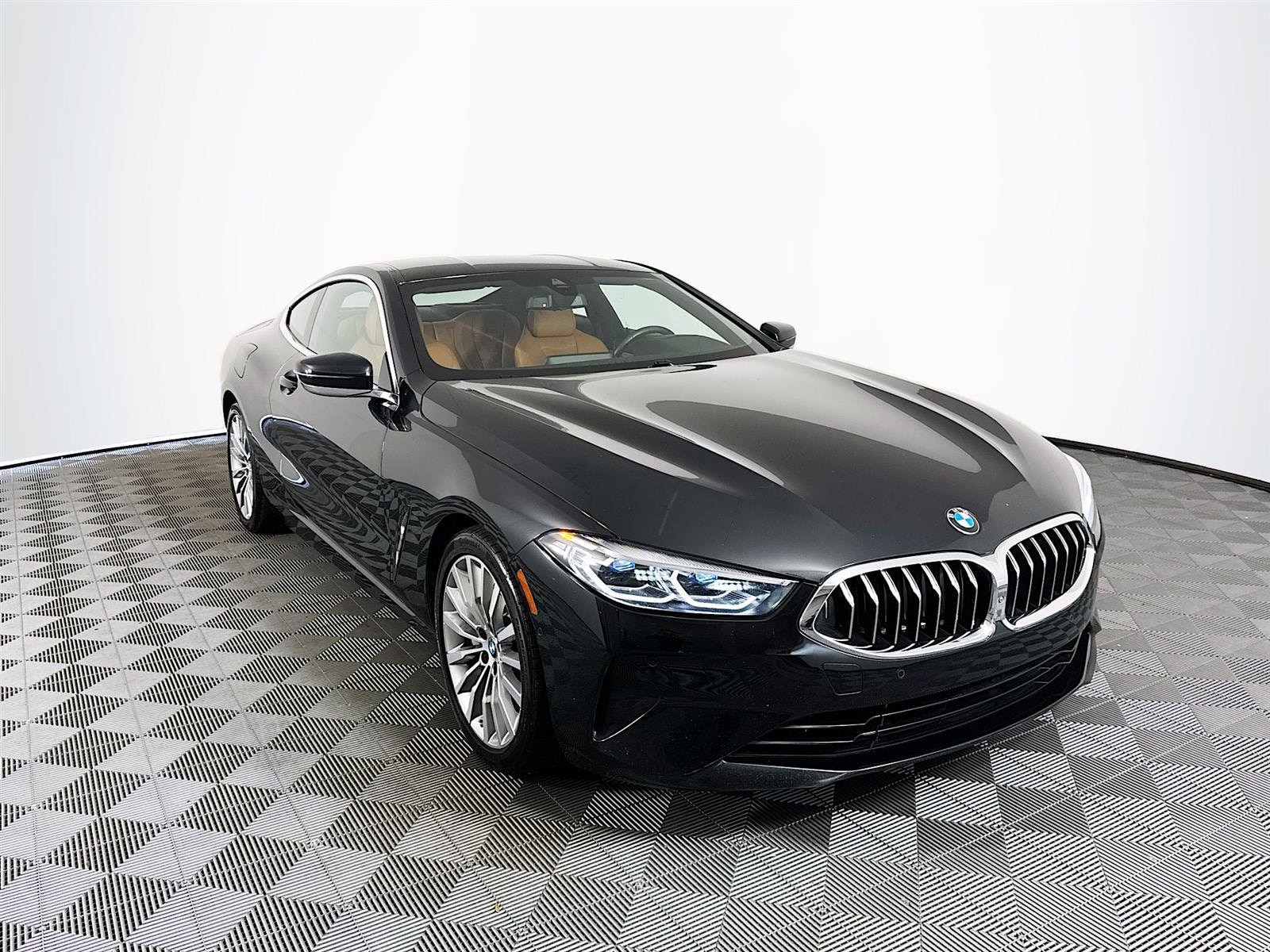 2021 BMW 8 Series 840i's photo