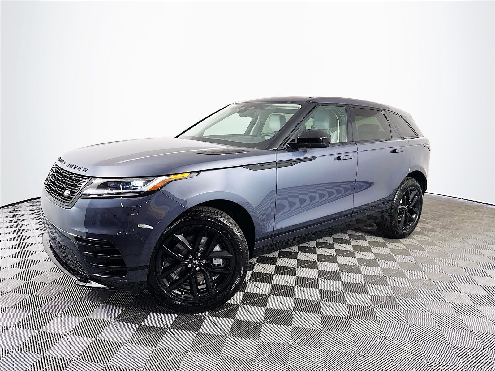 2025 Land Rover Range Rover Velar SUV 