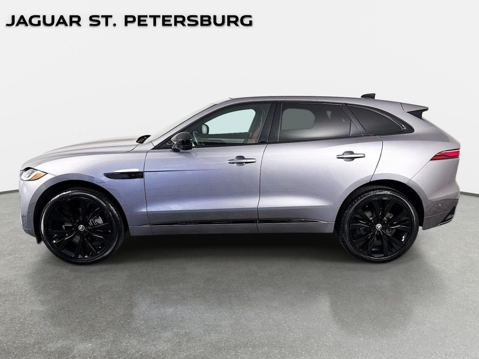 2026 Jaguar F-Pace R-Dynamic S - Photo 8