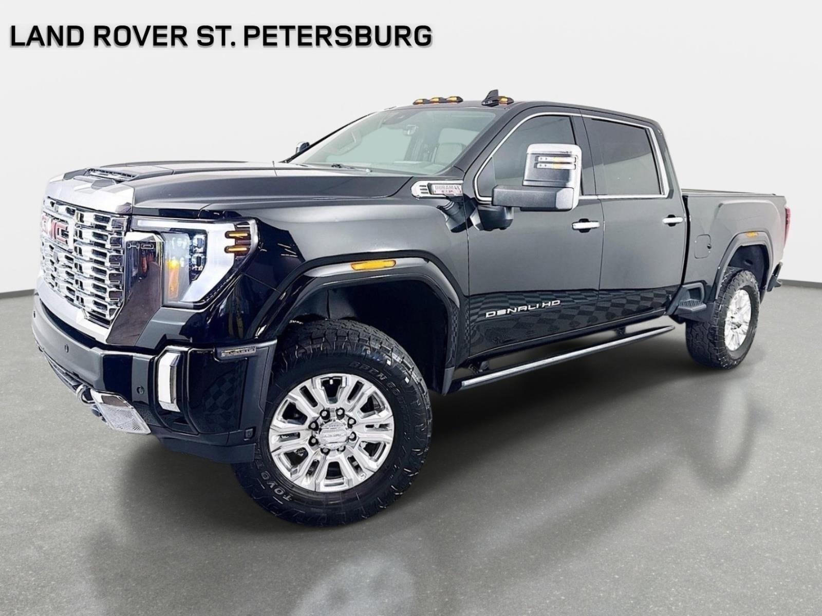 2024 GMC Sierra 4WD Crew Cab Standard Box Denali's photo