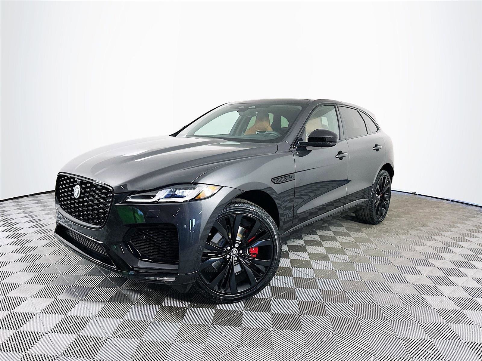 2026 Jaguar F-Pace R-Dynamic S's photo