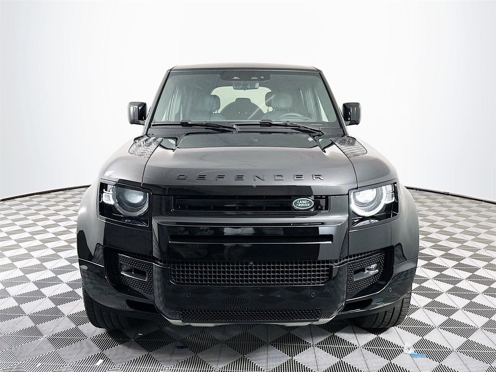 Used 2025 Land Rover Defender V8 with VIN SALEWEEE7S2371842 for sale in Saint Petersburg, FL