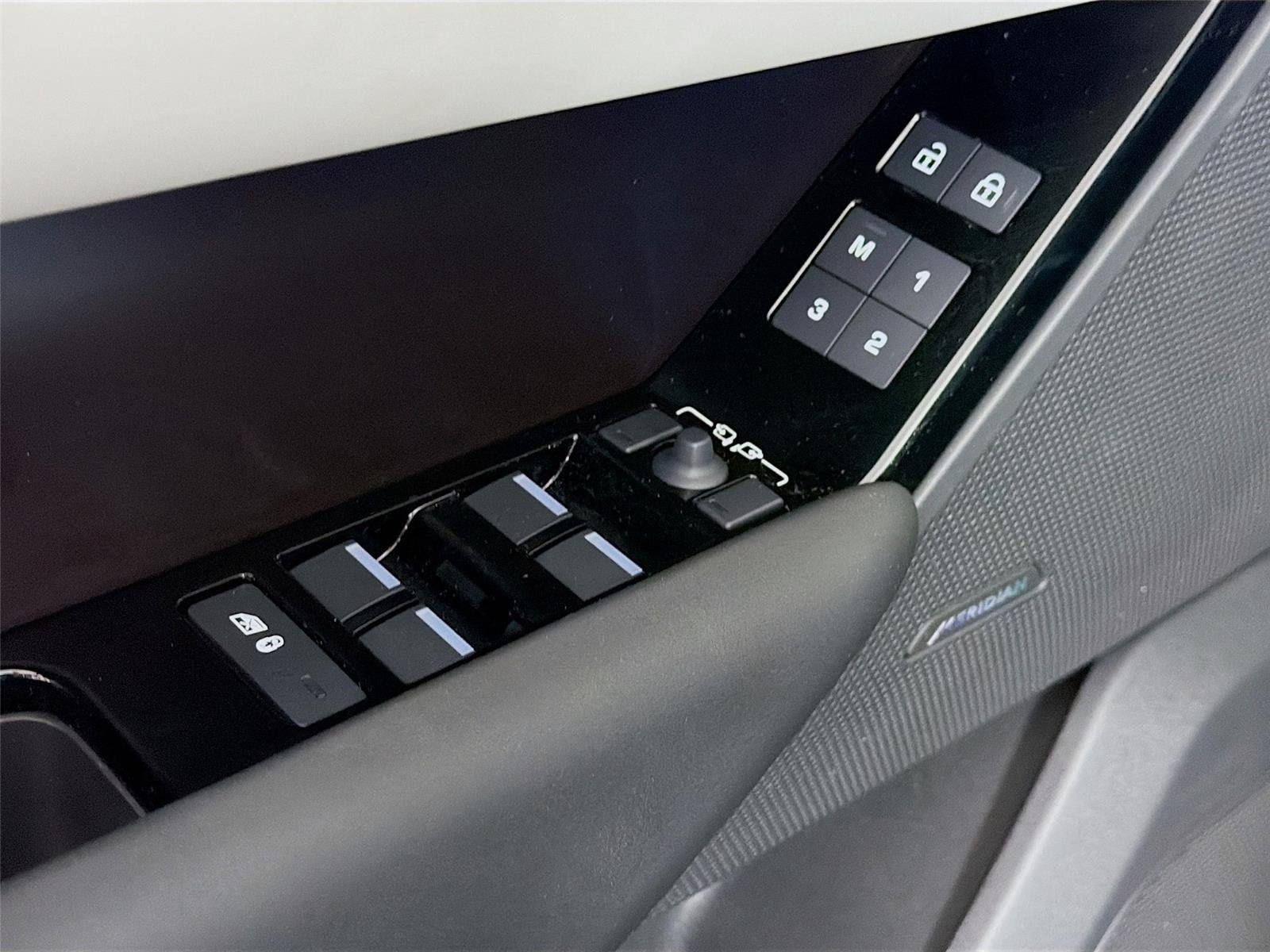 2026 Land Rover Range Rover Velar Dynamic SE - Photo 20