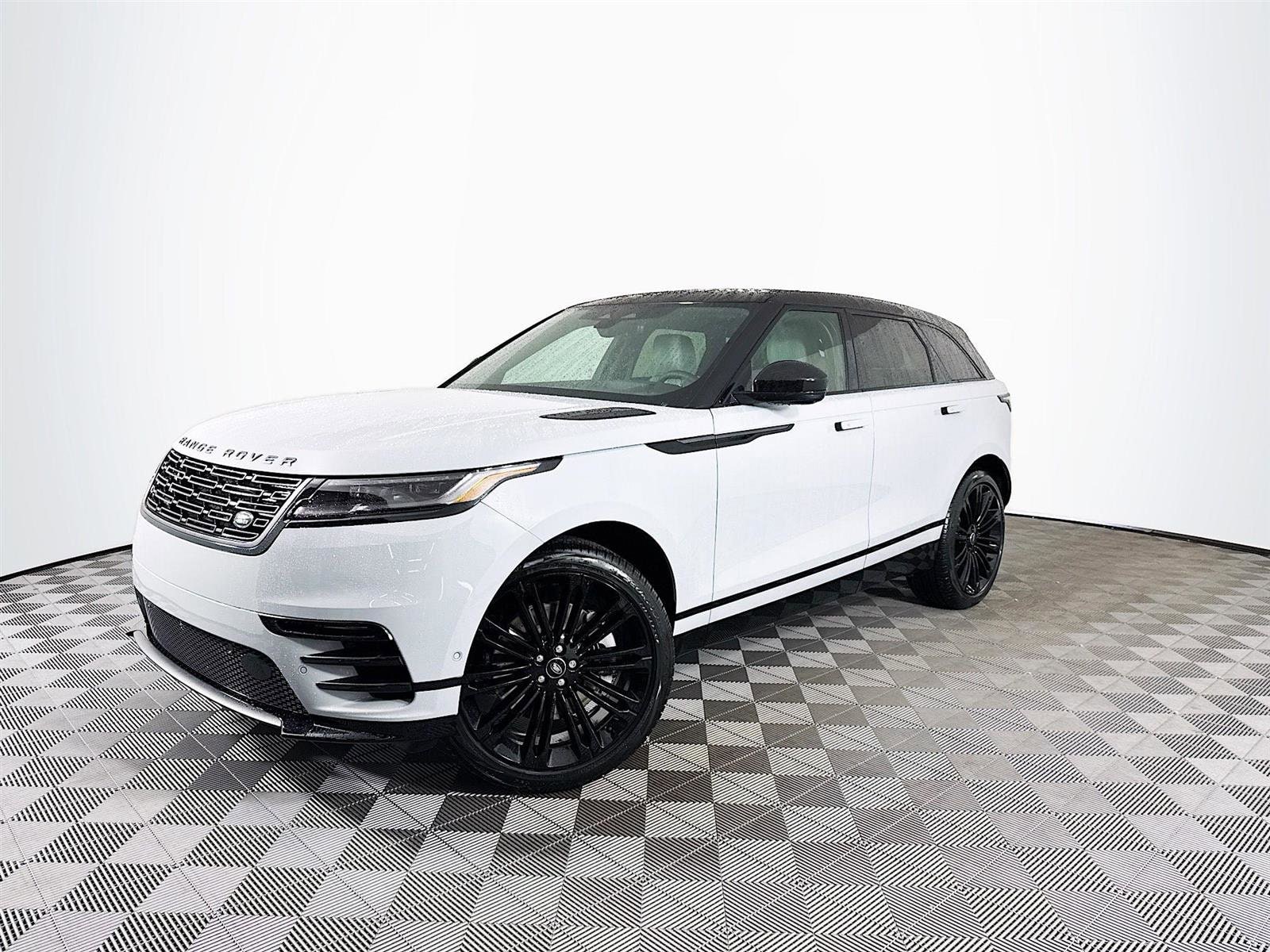 2026 Land Rover Range Rover Velar SUV  2026 Land Rover Range Rover Velar SUV