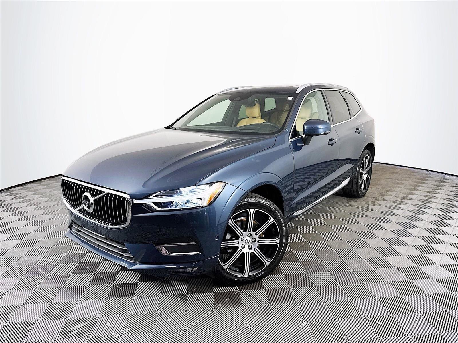 2019 Volvo XC60 Inscription