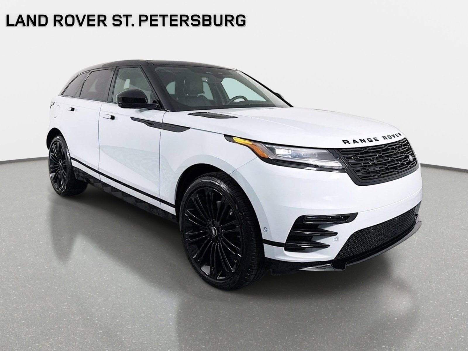 2026 Land Rover Range Rover Velar Dynamic SE - Photo 3