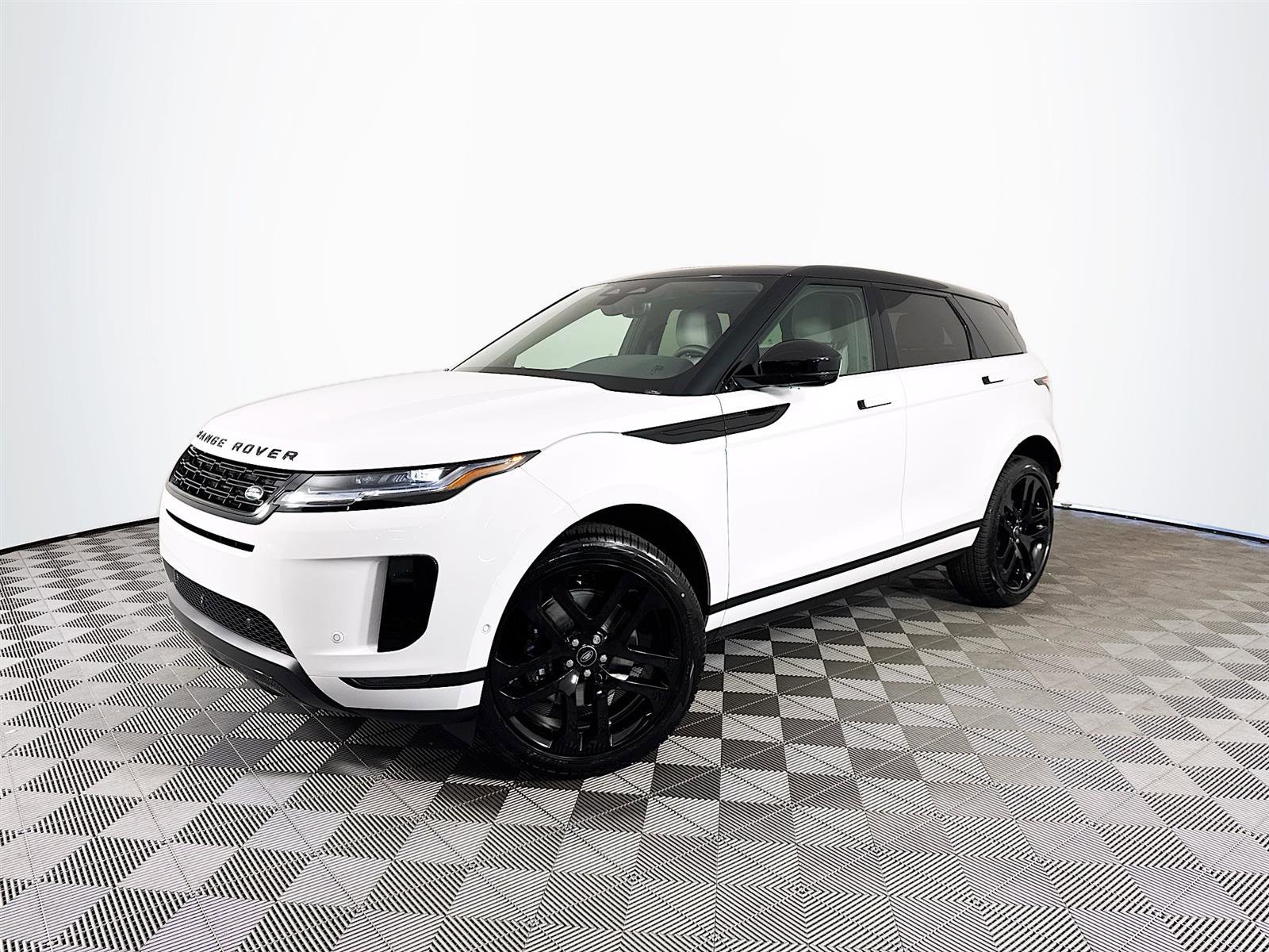 2026 Land Rover Range Rover Evoque SUV 