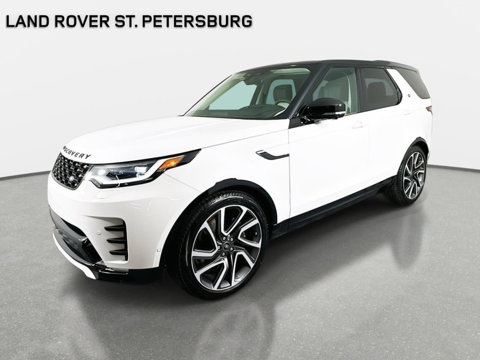 2025 Land Rover Discovery Dynamic SE's photo