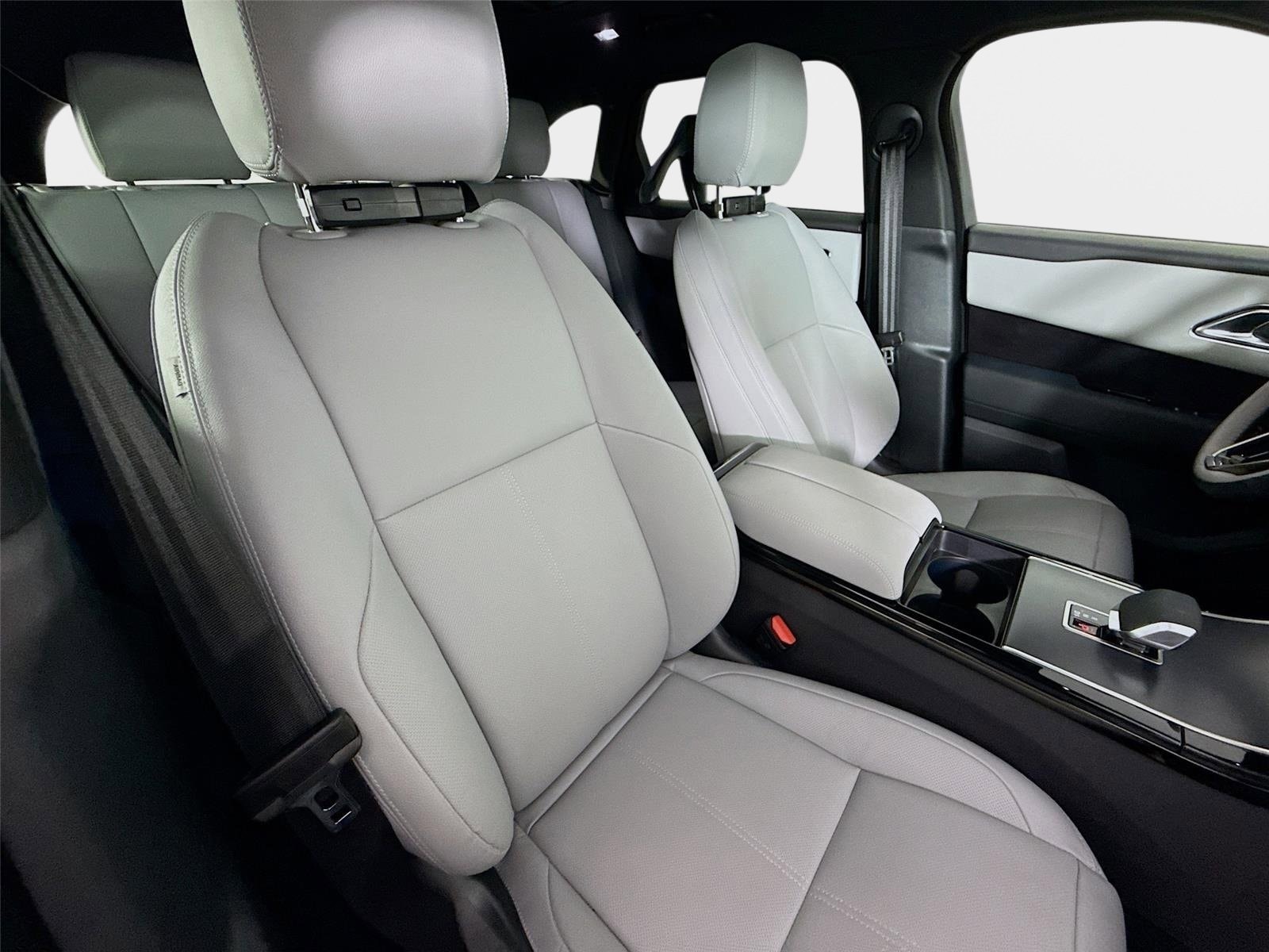 2026 Land Rover Range Rover Velar Dynamic SE - Photo 30