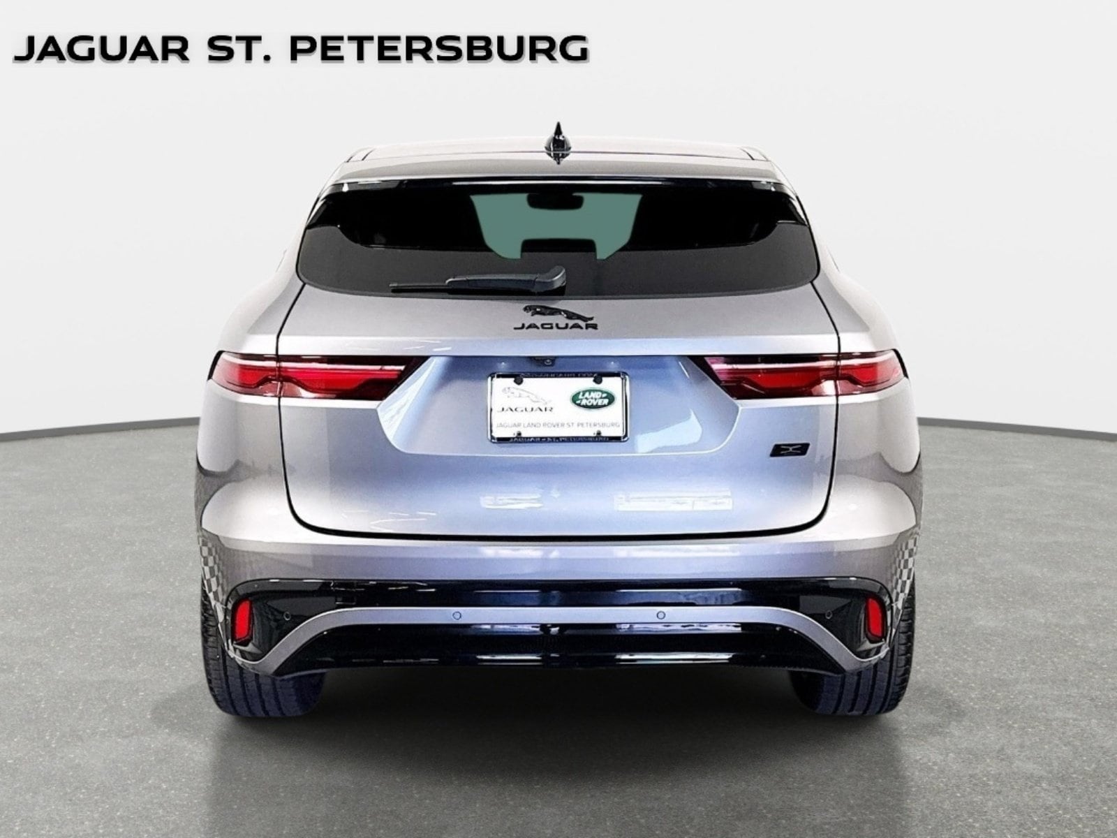 2026 Jaguar F-Pace R-Dynamic S - Photo 6