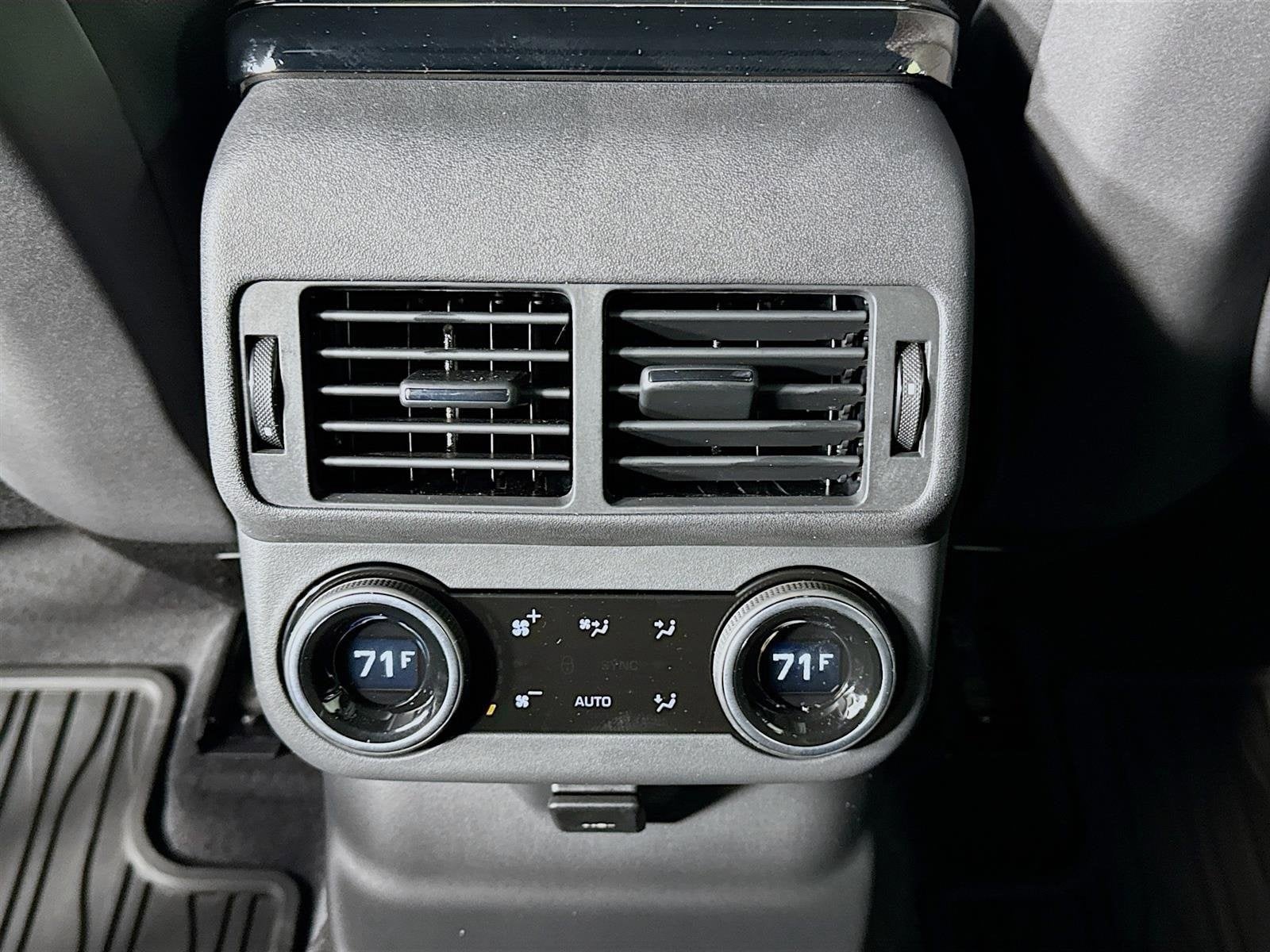 2026 Land Rover Range Rover Velar Dynamic SE - Photo 27
