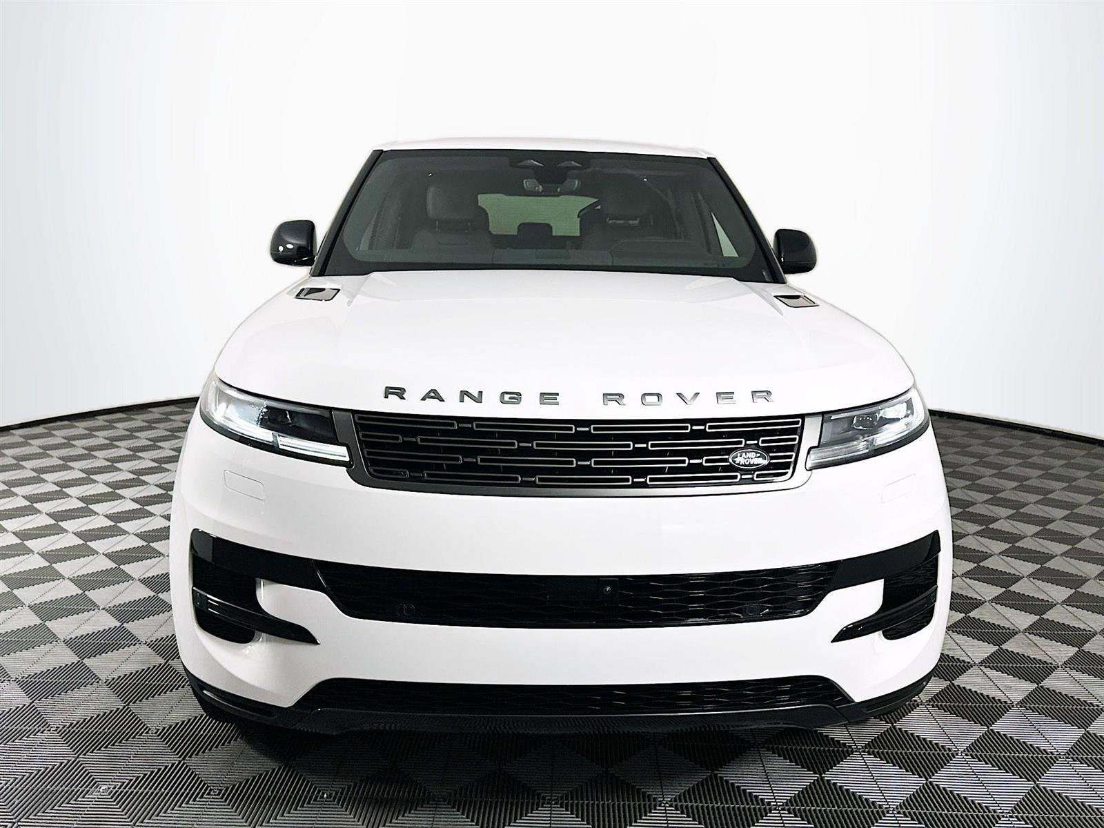 Used 2025 Land Rover Range Rover Sport S with VIN SAL1J9EU4SA464240 for sale in Saint Petersburg, FL