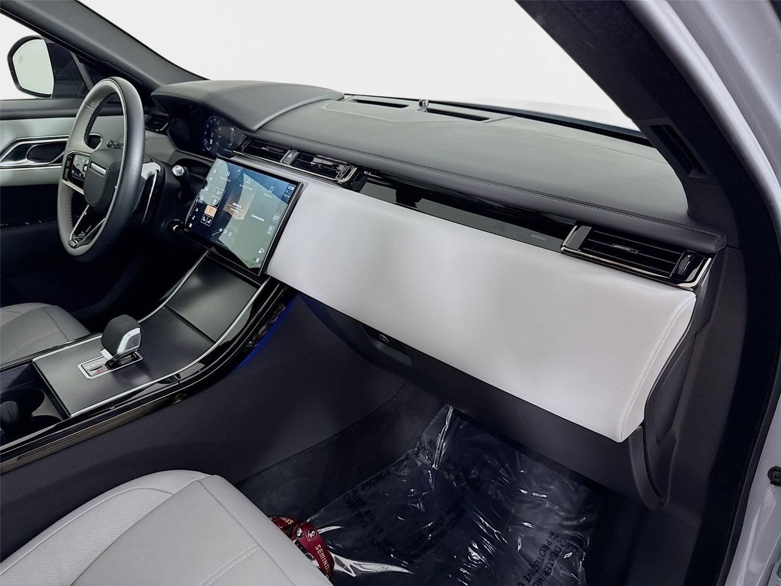 2026 Land Rover Range Rover Velar Dynamic SE - Photo 31