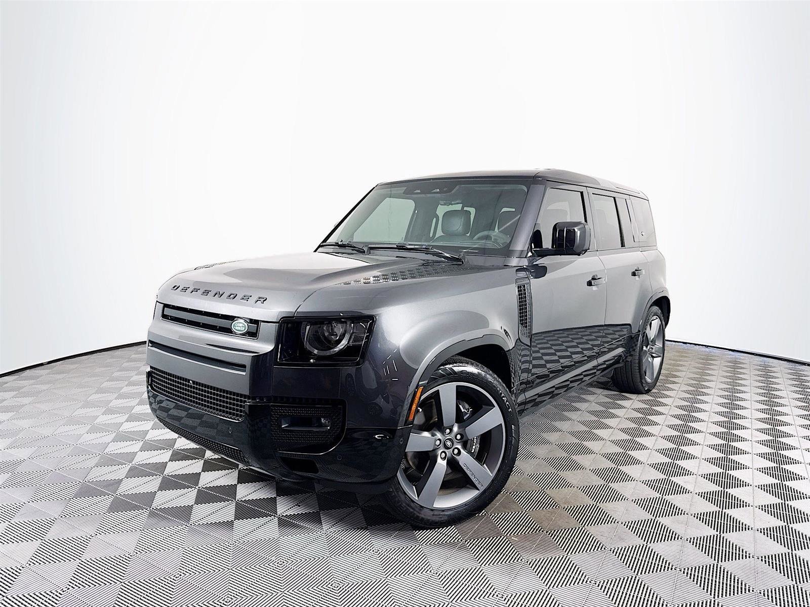 2024 Land Rover Defender 110 V8