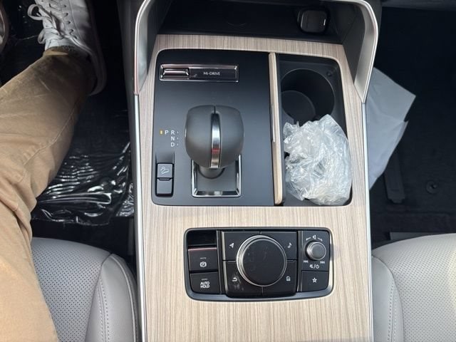2026 Mazda CX-90 Premium Package - Photo 18