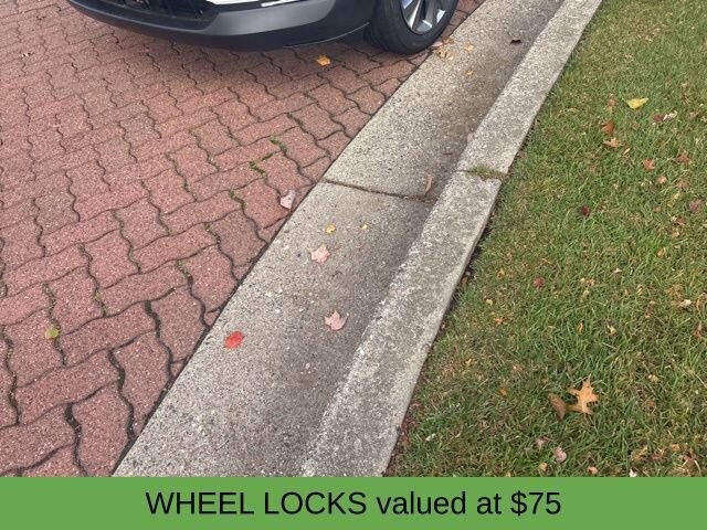 2025 Mazda CX-30 2.5 S Preferred photo 3