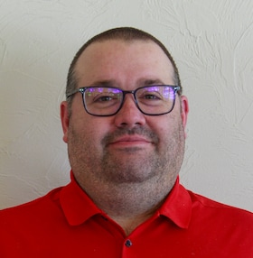 Staff member Dan Clements from 837ccc052497