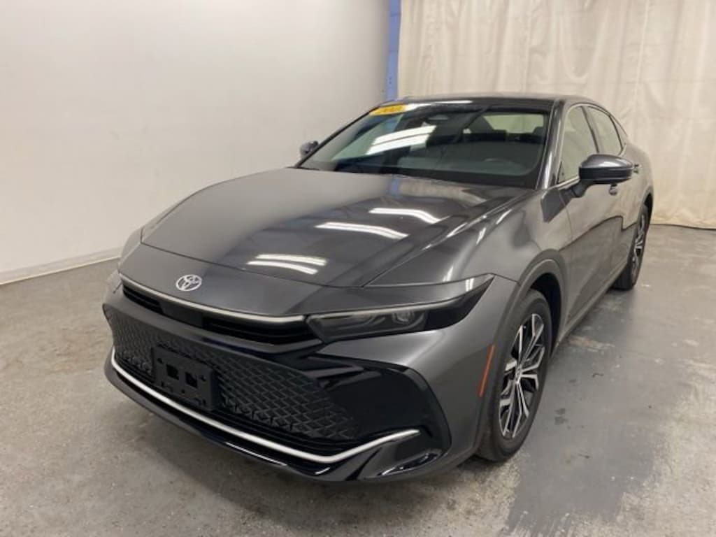 Used 2023 Toyota Crown XLE Sedan