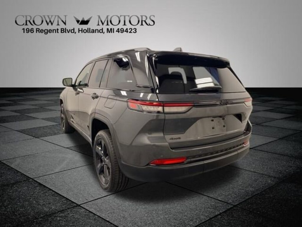 Used 2023 Jeep Grand Cherokee Altitude X SUV