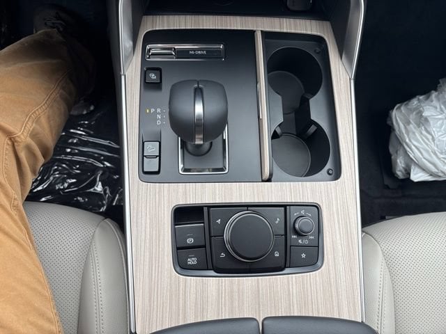 2026 Mazda CX-90 Preferred Package - Photo 16