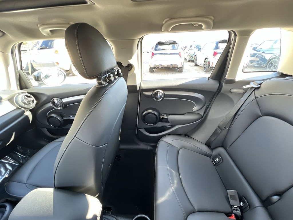 Used 2022 MINI Hardtop 4 Door Cooper Hatchback