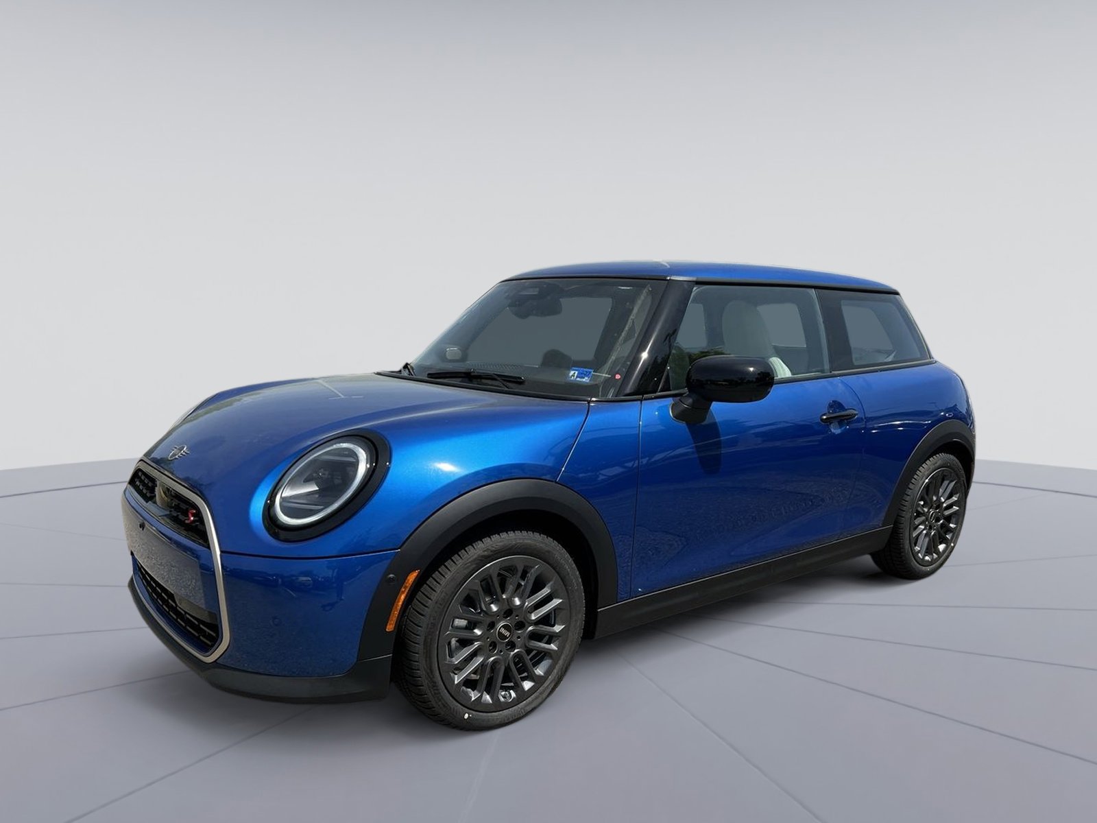 2026 MINI Hardtop Cooper S's photo