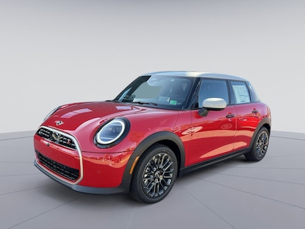 2025 MINI Hardtop 4 Door Iconic Hatchback