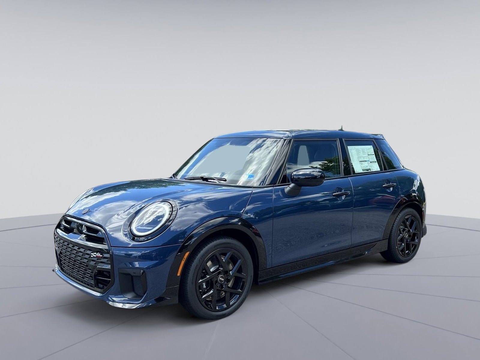 2026 MINI Hardtop Cooper S's photo