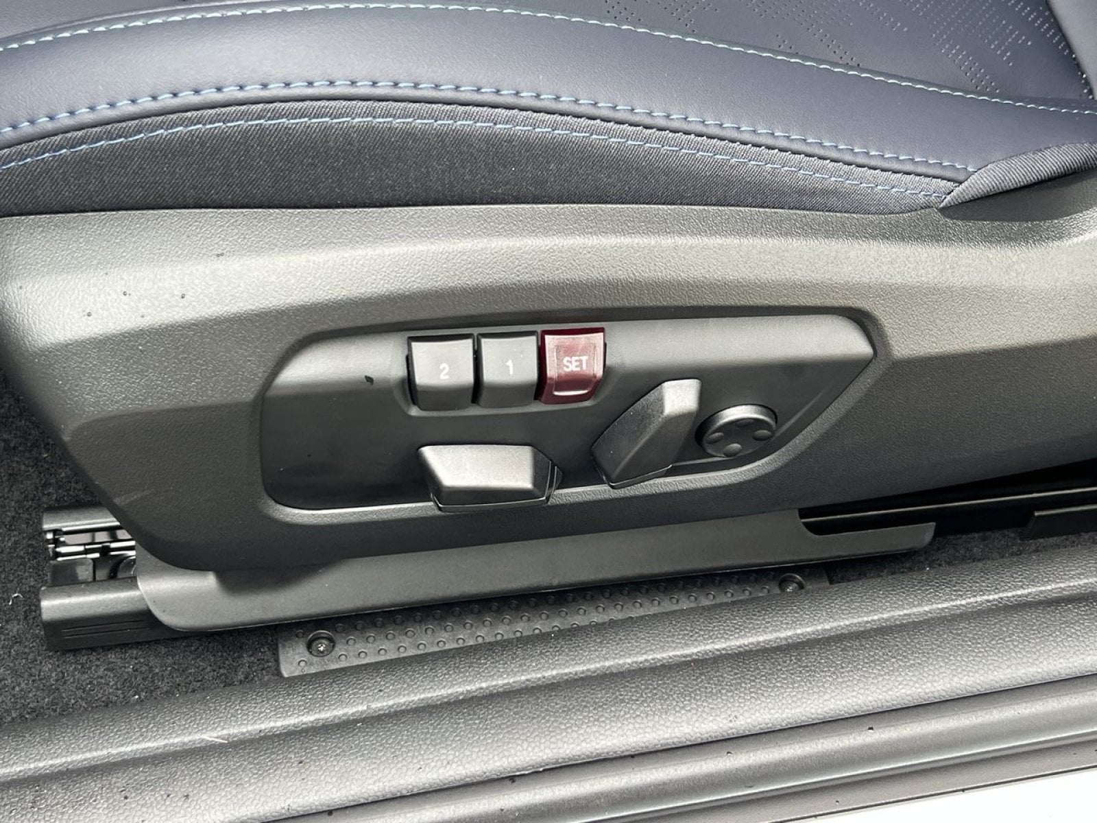 2026 MINI Convertible S - Photo 25
