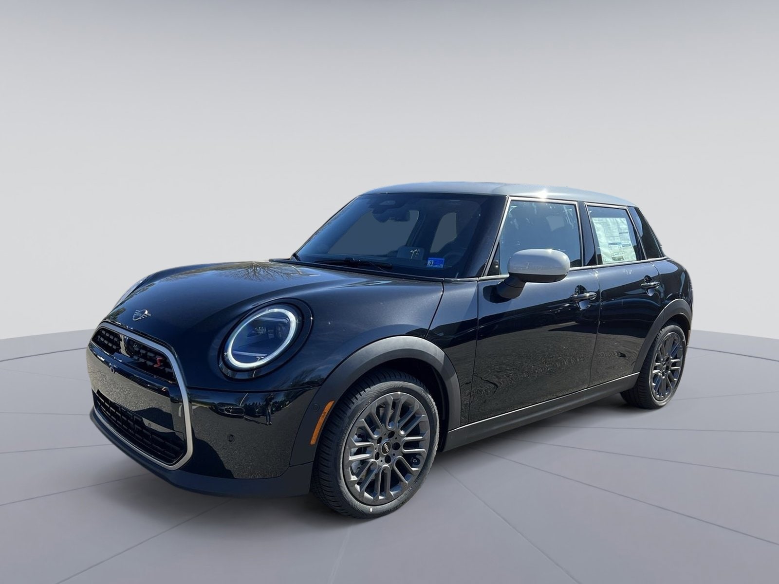 2026 MINI Hardtop Cooper S's photo