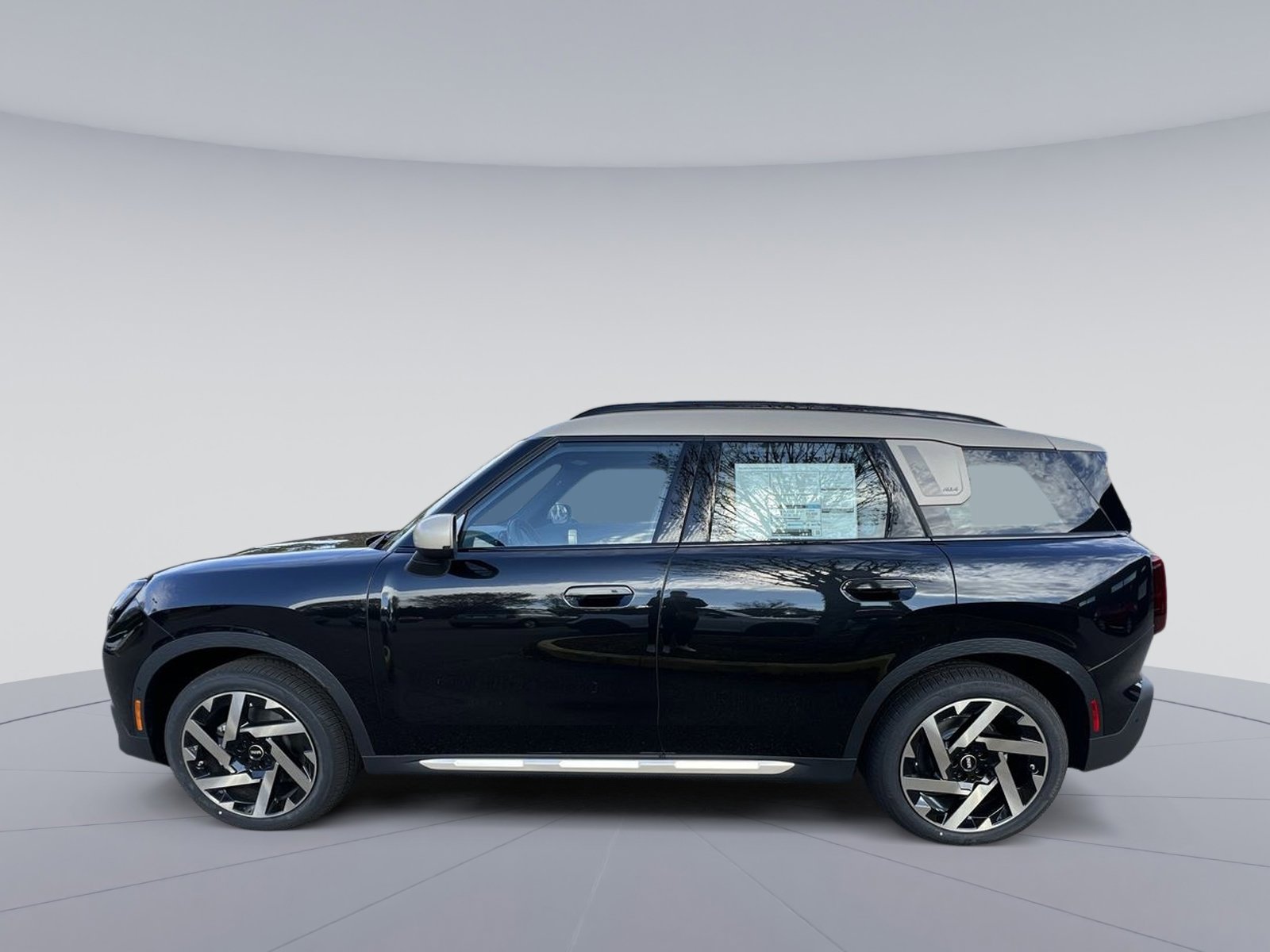 2025 Mini Countryman SE ALL4 photo 2