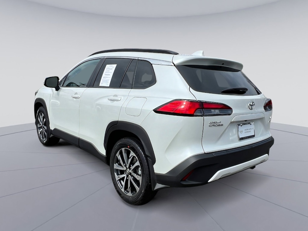 Used 2023 Toyota Corolla Cross XLE SUV
