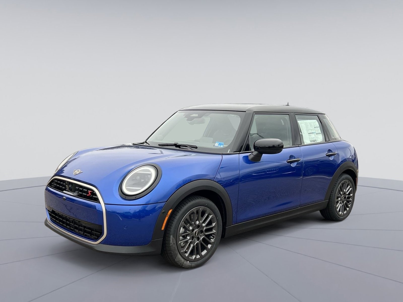 2026 MINI Hardtop S's photo
