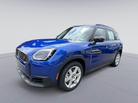 2025 MINI Countryman Signature Plus SUV