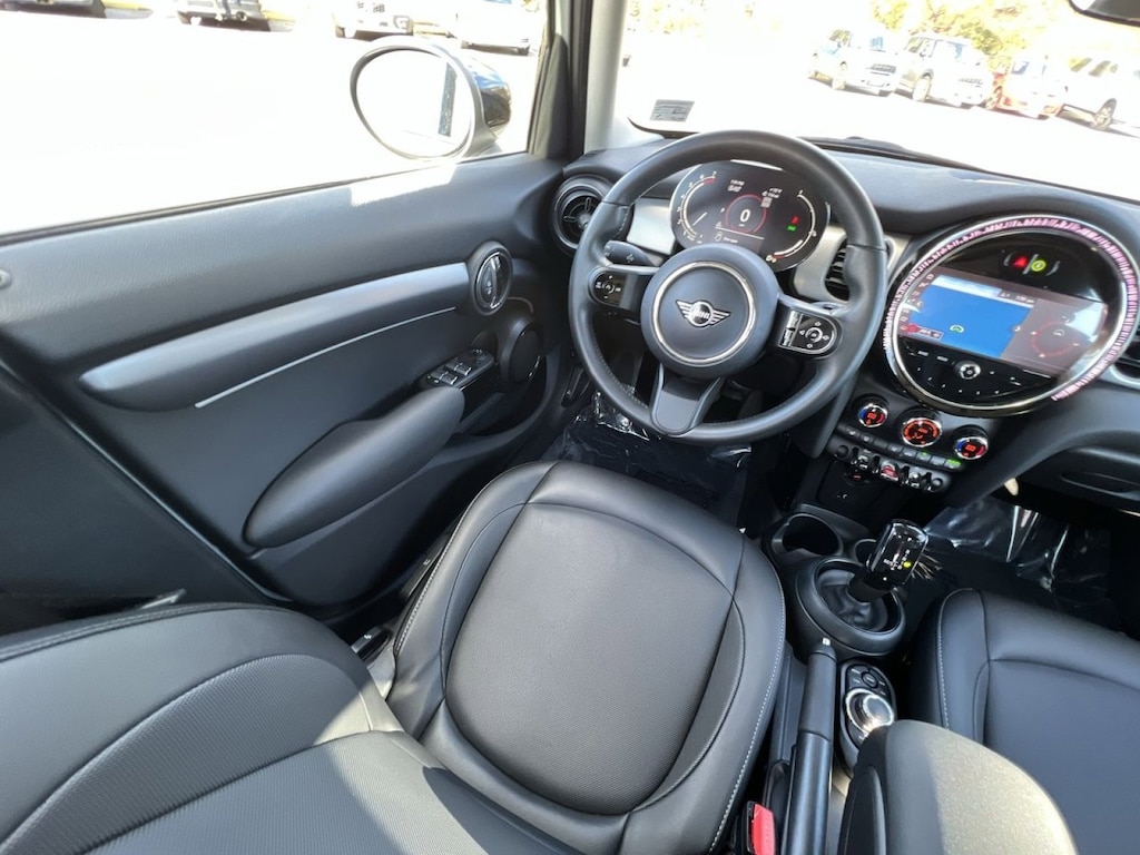 Used 2022 MINI Hardtop 4 Door Cooper Hatchback