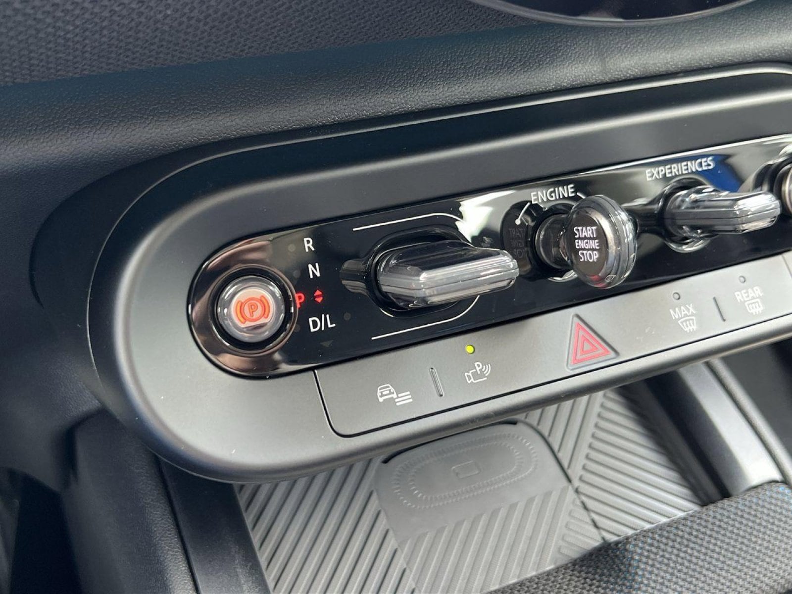 2025 MINI Countryman S - Photo 19