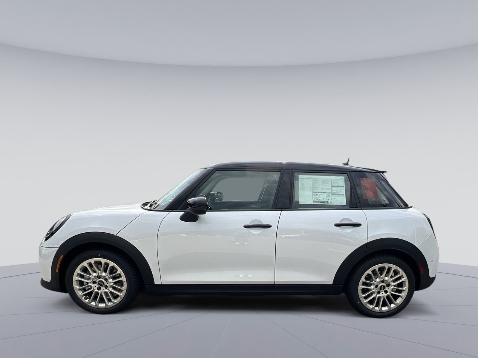 2026 Mini Cooper S Iconic photo 2
