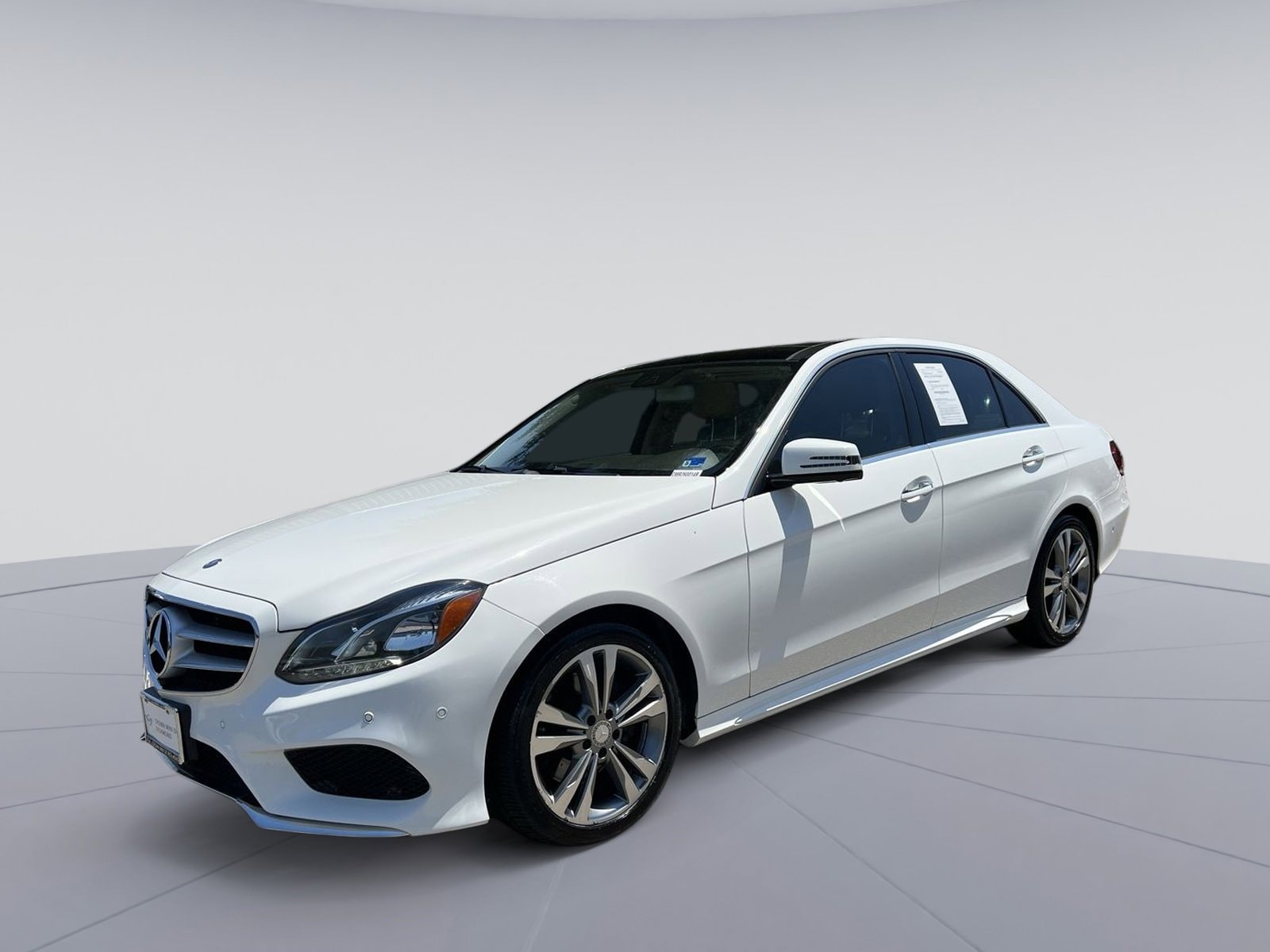 2016 Mercedes-Benz E-Class E350 Sport's photo