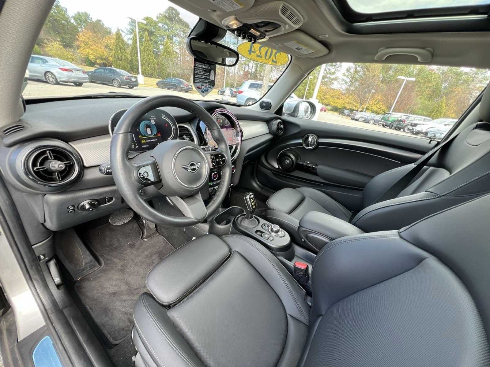 Used 2024 MINI Hardtop 2 Door SE with VIN WMW13DJ08R2U40029 for sale in Henrico, VA